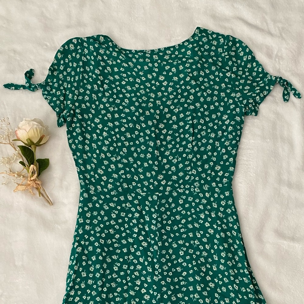 Reformation Rosalinda Dress size 10 - Picture 6 of 13